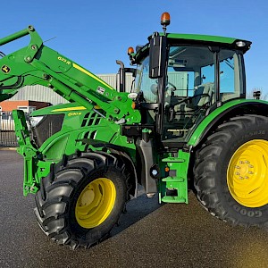 John Deere 6130R