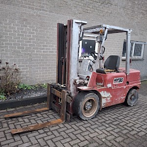 HALLA Hdf-30 Diesel Heftruck Triplo 4,5 m