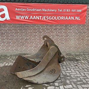 CW 30 excavator bucket