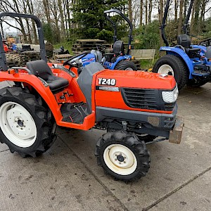 Kubota T240