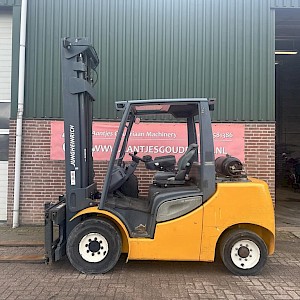 Jungheinrich TFG S50 pallet stacker