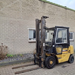 CATERPILLAR DP25 Diesel Heftruck