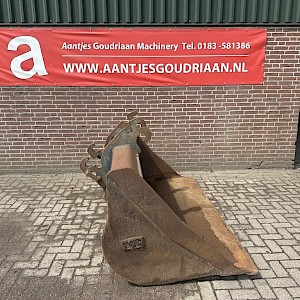 CW 40 grading bucket