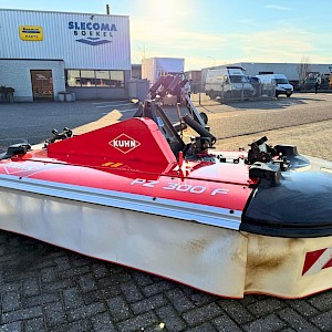 Kuhn PZ300F Frontmaaier
