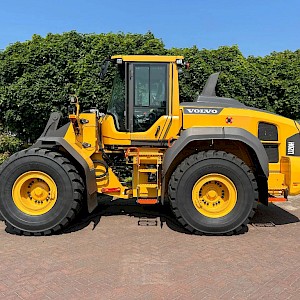 Volvo L120 H2 UNUSED Michelin 750/65