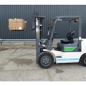 Eurotrac Heftruck FE30-Eco