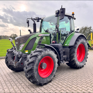 Fendt 513 Vario S4 PowerPlus