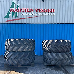 Michelin XMCL 500/70R24 op 10 gaats JCB velgen