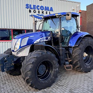 New Holland T7040 Power Command 
