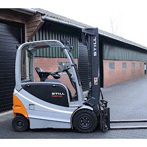 Still RX60 25 heftruck elektrische accubj 2023 triplex lepelverstelling sideshift