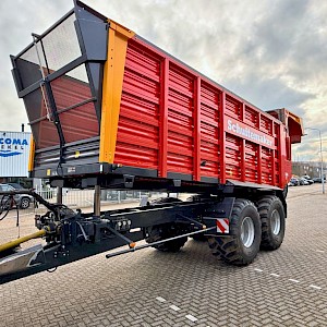 Schuitemaker Siwa 720S Silagewagen