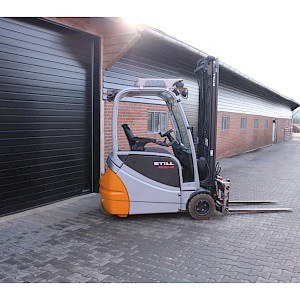 Still RX20 18 heftruck elektrische triplex sideshift lepelverstelling