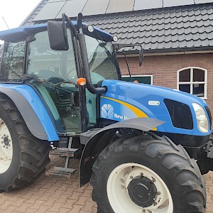 New Holland T 5060