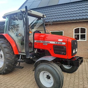 Massey Ferguson 4335