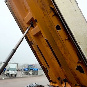 VGM ZK22-2 ALU Zandkipwagen 