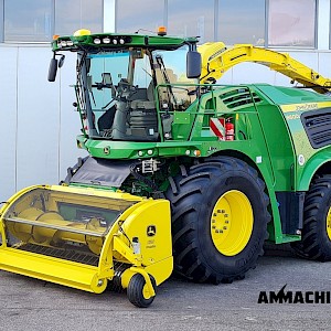 John Deere 8600 including new corn cracker