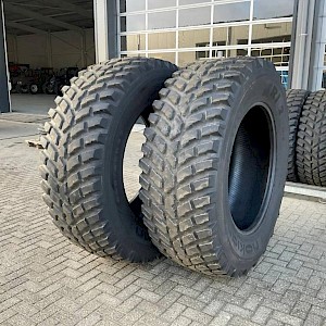Nokian 650/65 R42 + 540/65 R30 TRI2