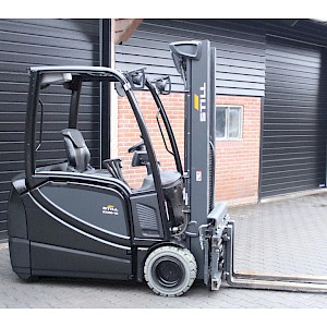 Still RX20 16L heftruck elektrische triplex lepelverstelling sideshift