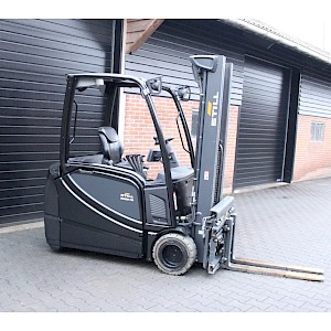 Still RX20 16L heftruck elektrische black triplex lepelverstelling sideshift