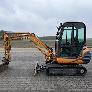 Case CX 28