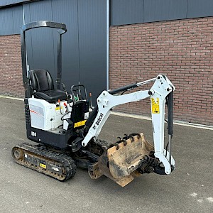 Bobcat E08 minikraan