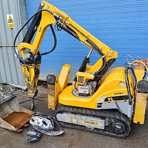 Brokk 90 husqvarna robot remote excavator digger bagger