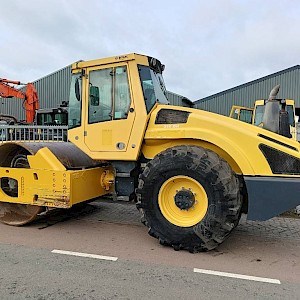 Bomag BW 216 D H-4 drum compactor vibro ce