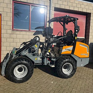 Giant G2700 X-TRA HD+