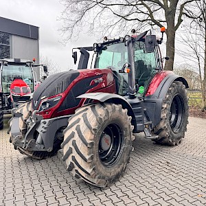 Valtra T174 Active