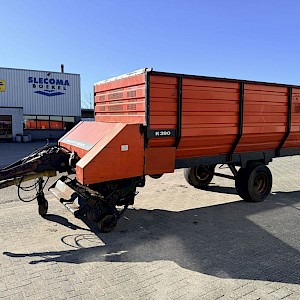 Deutz K390 Opraapwagen