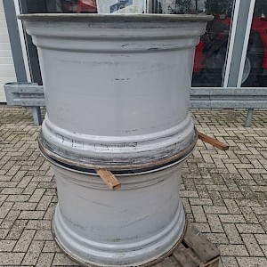 Massey Ferguson VELGEN 38X25 INCH