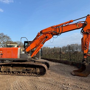 Hitachi ZX210LC rupskraan