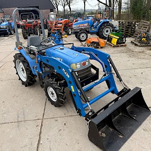 Iseki Sial 193 met voorlader