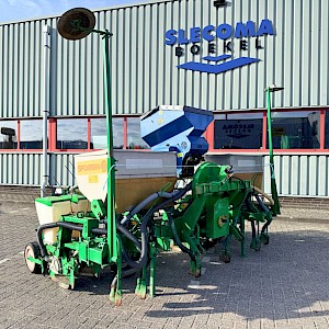 Sfoggia 6 Rijige Maiszaaier met Zaaibak