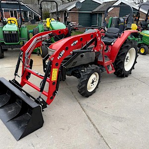 Yanmar AF26 met voorlader