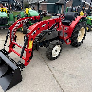 Yanmar AF28 met voorlader