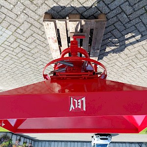 Bijzonder nette originele Lely kunstmeststrooier type 1500 Nieuwstaat!