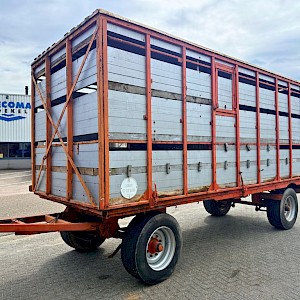 Onbekend 4-Wielige Veewagen