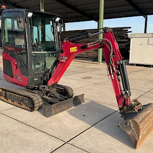 Yanmar SV17 minikraan  ca 1300 draaiuren