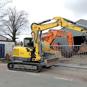 Neuson ET90, bj 2016, 5 677 uur