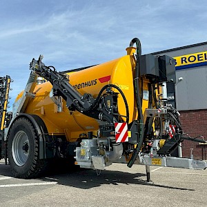 Veenhuis Premium Quad Shift 15.800 met Fullject 9m bemester