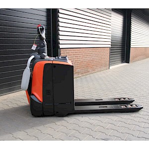 Toyota BT LPE200 meerijpalletwagen elektrische