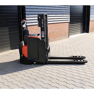 BT toyota swe200d stapelaar elektrische