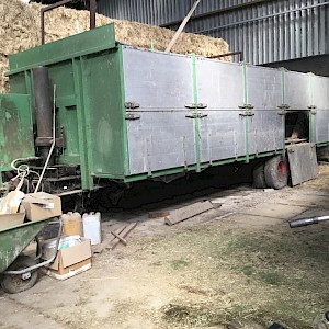 Volumekieper / oprijwagen, eigenbouw, nauwelijks gebruikt