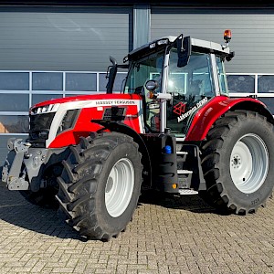 Massey Ferguson 6s.135 Dyna6 Efficient