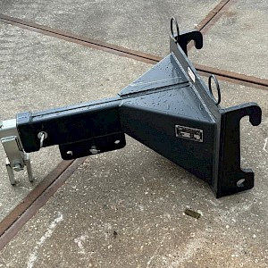 Te koop: Gebr. Geens uitschuifbare hijsarm giant aansluiting