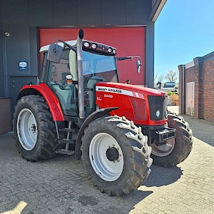 Massey Ferguson 6445 DYNA-6