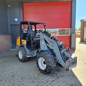 Giant G3500