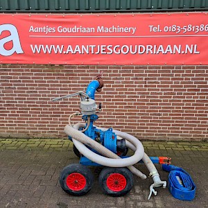 Pompset op wielstel motor pump