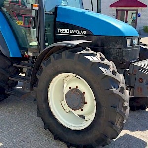 New Holland TS90 4WD Shuttle